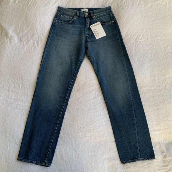 Toteme Denim - NWT Toteme Cropped High Rise Straight Leg Original Jeans Washed Blue 405
